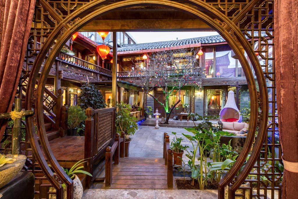 Lijiang Yuntian Palace Hotel Εξωτερικό φωτογραφία