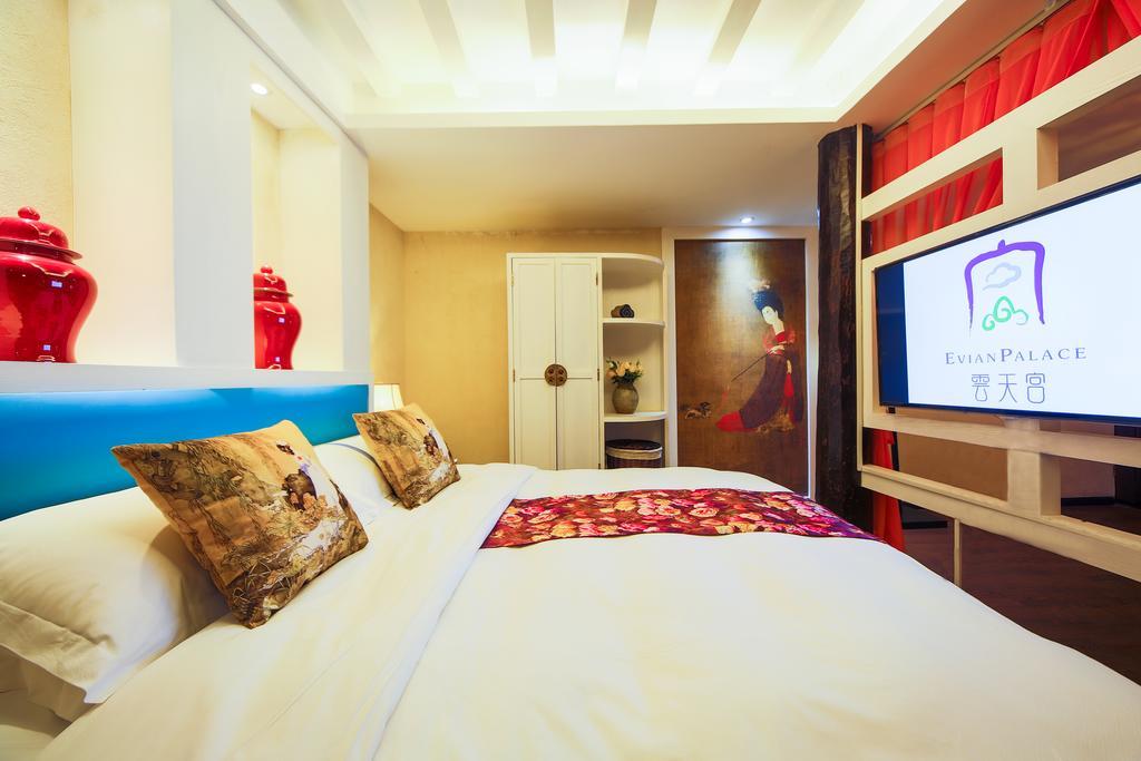 Lijiang Yuntian Palace Hotel Δωμάτιο φωτογραφία